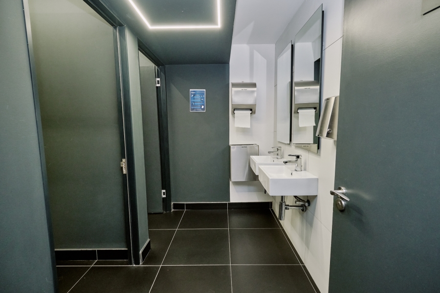 To Let commercial Property for Rent in Woodstock Western Cape